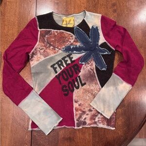 Freesoul vintage long sleeve shirt-size XS